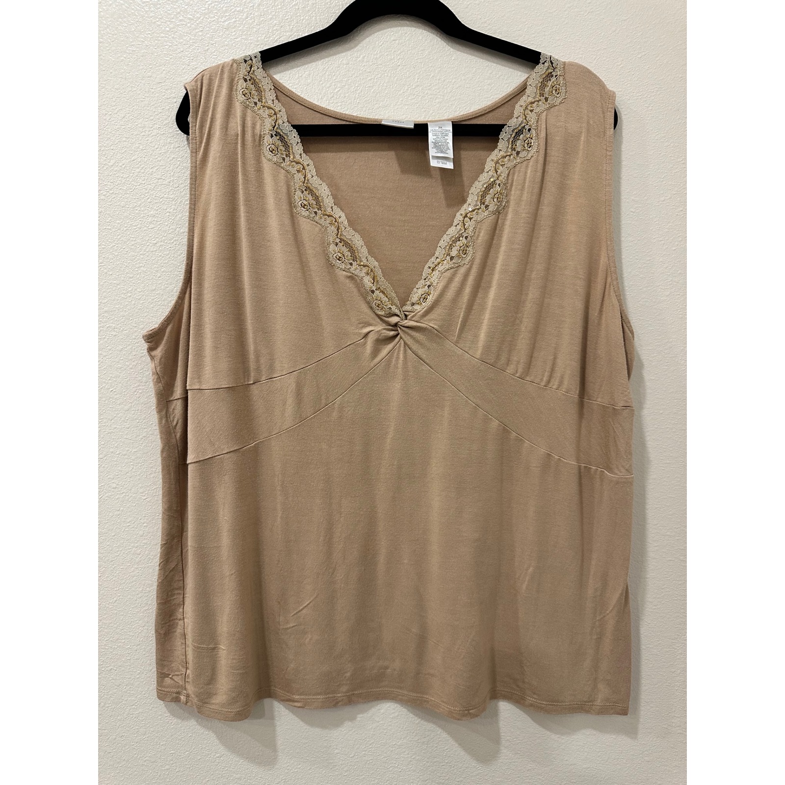 Emma James Woman Tan Lace Trim V-Neck Sleeveless Knit Top Plus Size 2x